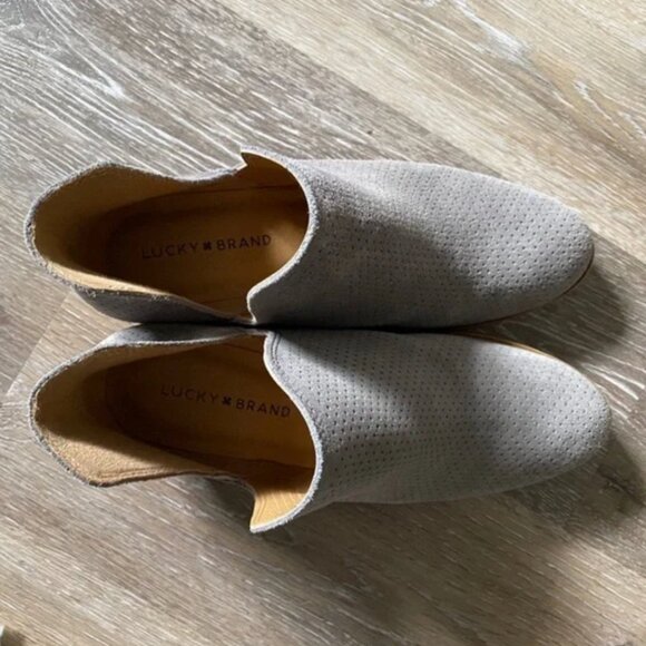Lucky Brand | Size 8 | Grey Suede Ankle Booties - Picture 4 of 5